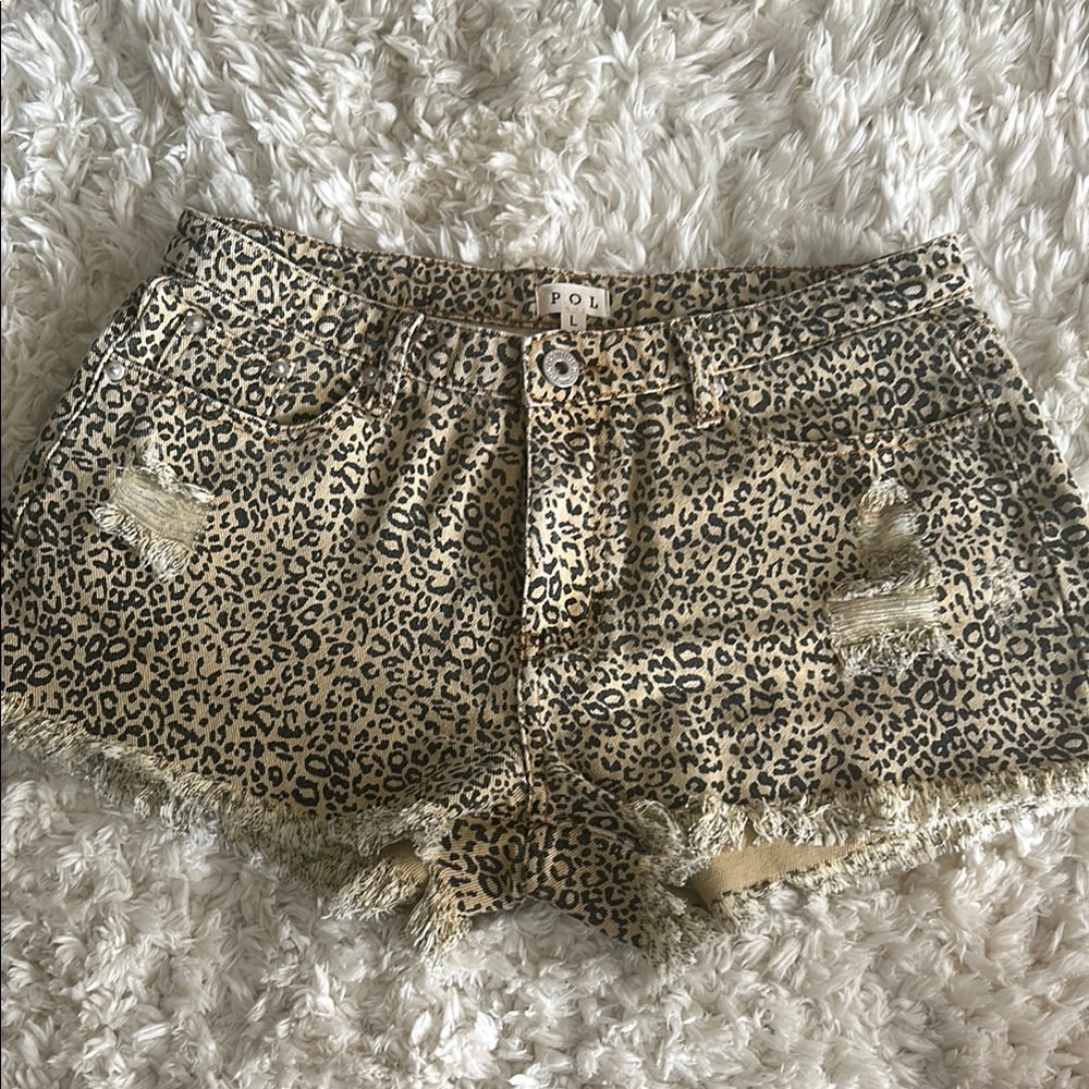 POL Tan and Black Jean Shorts with Stylish Design